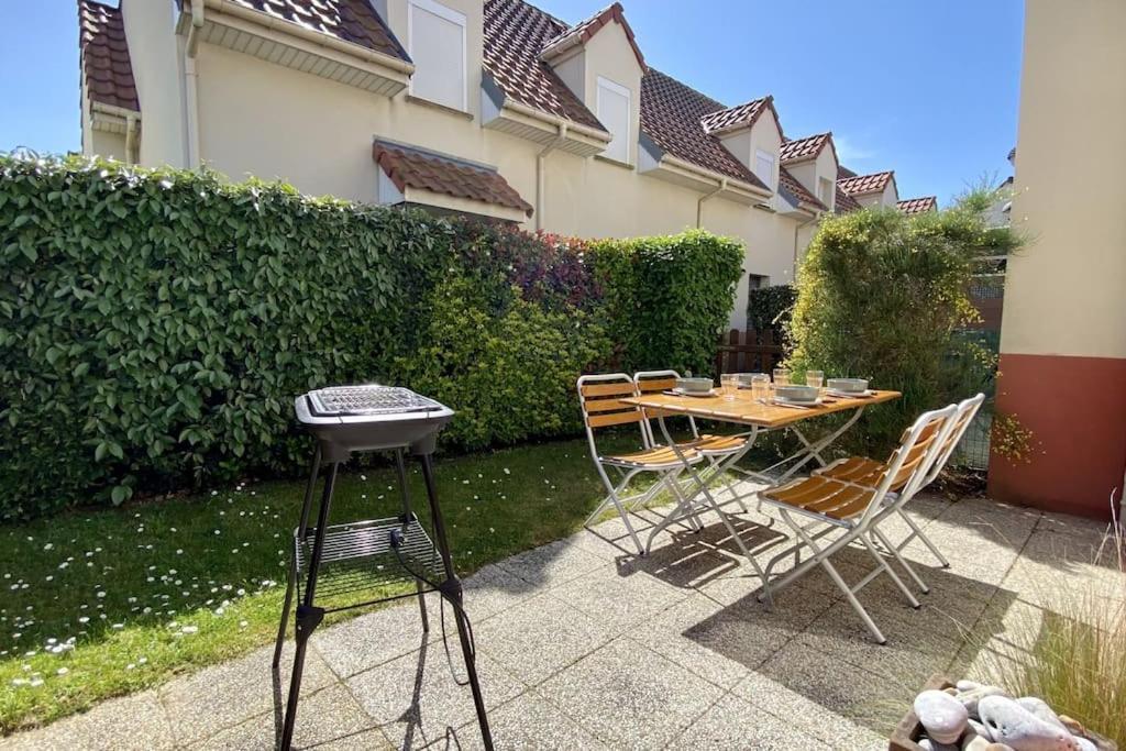 Maison 4 Personnes Avec Jardin Et Parking เลอโครทัว ภายนอก รูปภาพ